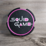 قواعد أكواب "لعبة الحبار" - تصميمات أيقونية لطاولتك!