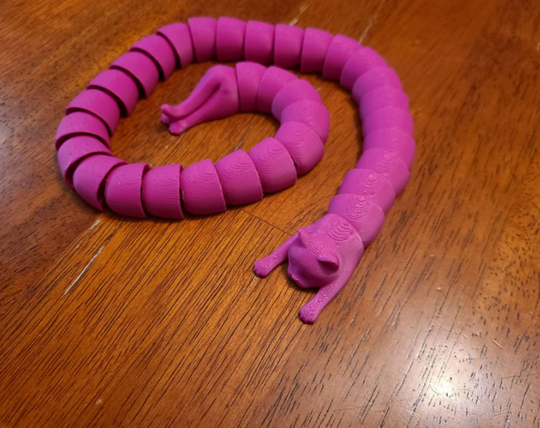 القط المرن العملاق (Flexi Cat) – قطعة ديكور تفاعلية بلمسة إبداعية - الصورة 2