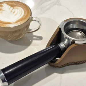 Kumiko Tamping Station - قاعدة كبس وتخزين بتصميم "الزخرفة اليابانية" الراقي